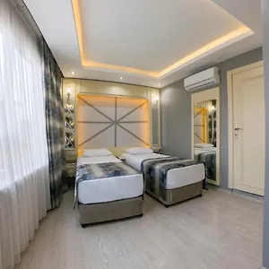 تحقق من التوفر